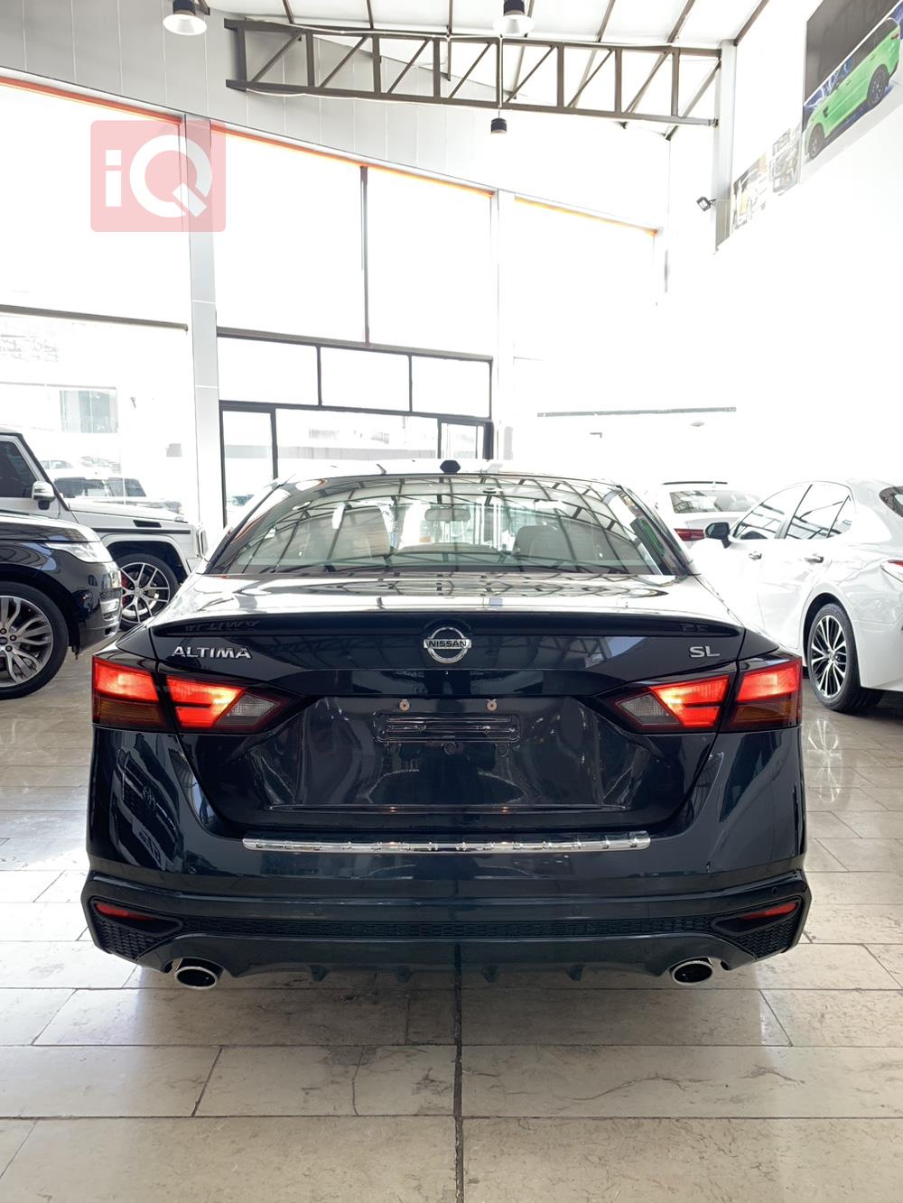 Nissan Altima